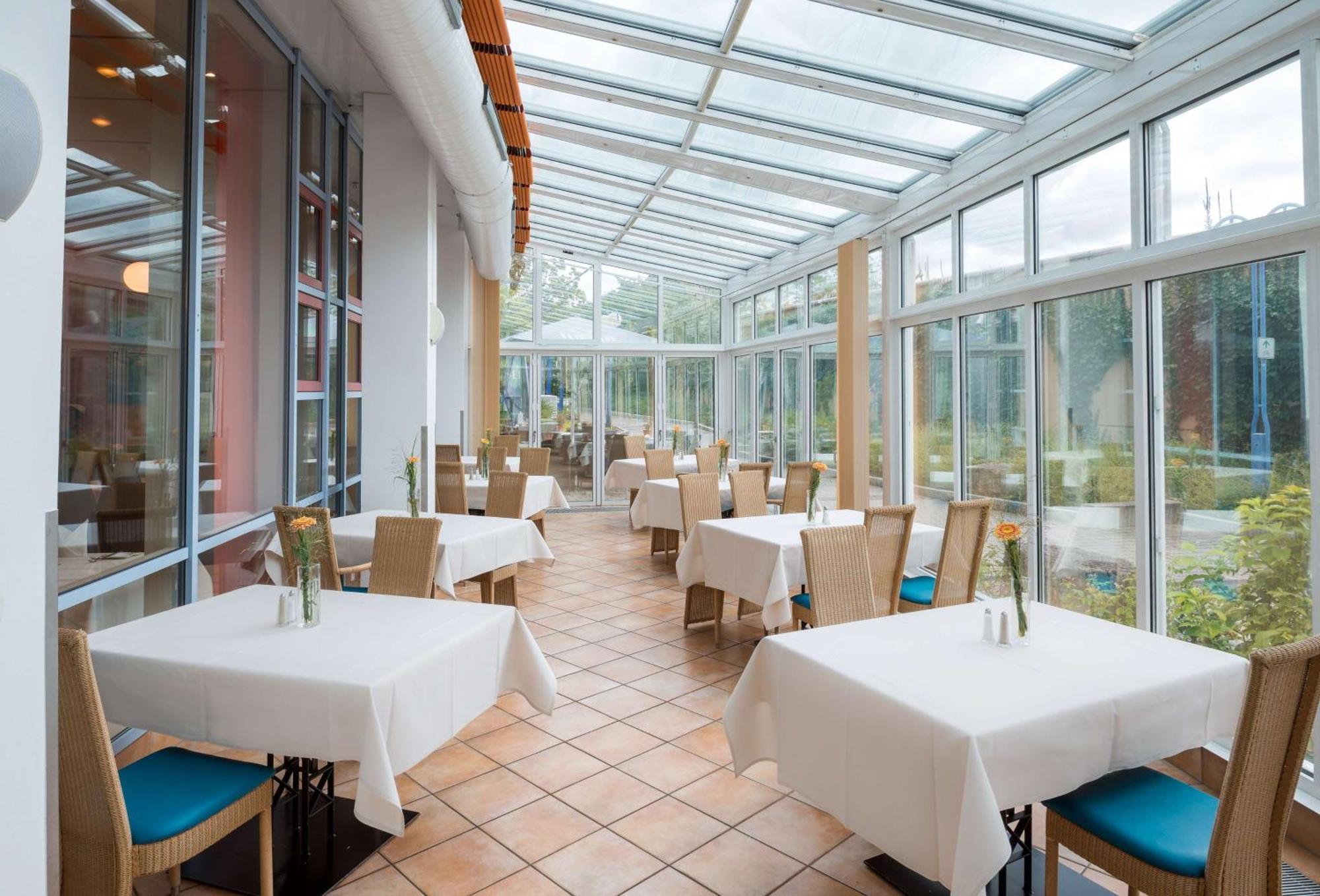 Best Western Plus Palatin Kongresshotel ヴィースロッホ エクステリア 写真