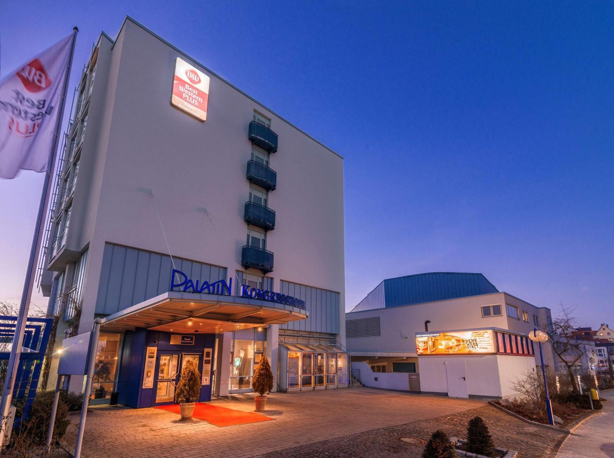 Best Western Plus Palatin Kongresshotel ヴィースロッホ エクステリア 写真